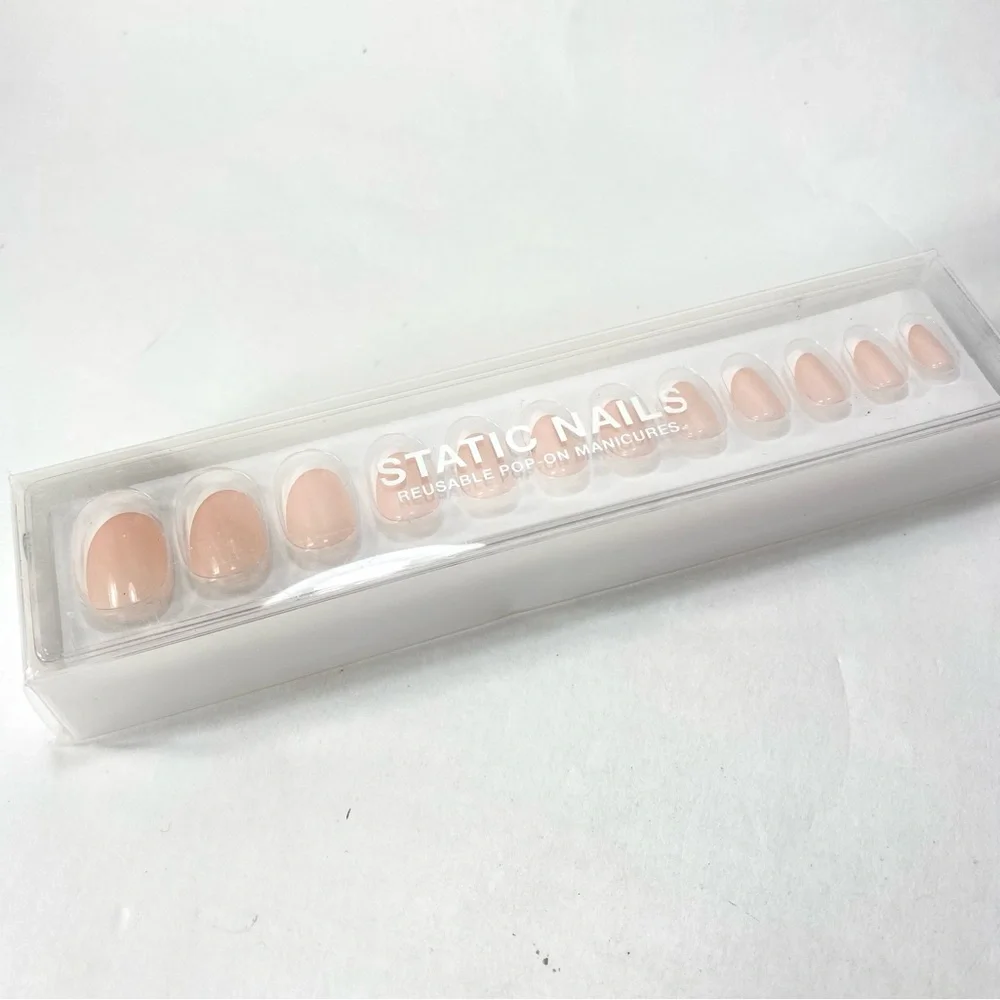 Static Nails Reusable Pop on Manicure Curved French Round NWT